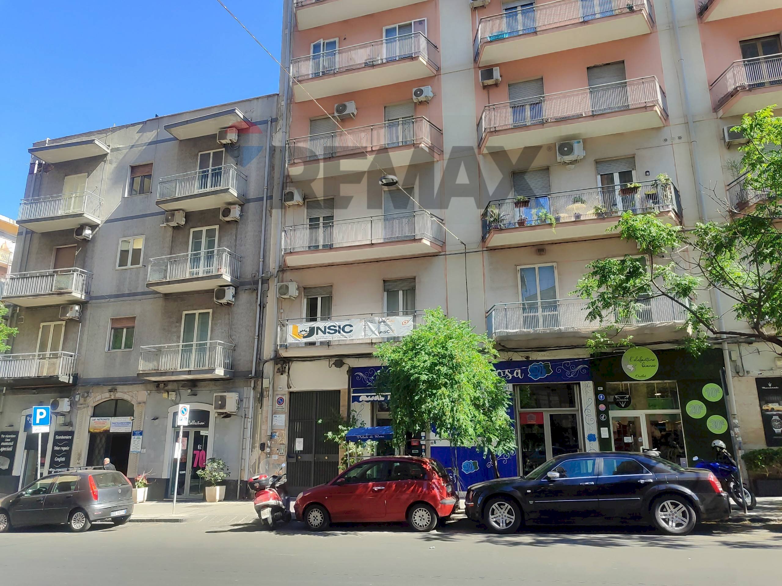 Edificio all\'aperto - Box Viale Mario Rapisardi
281, Catania - foto 3