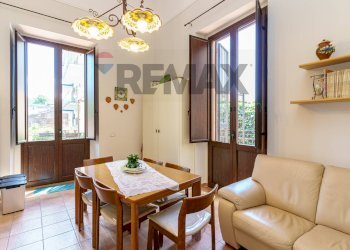 Sala da pranzo - Casa indipendente Via Scalilla
 
50, Mascalucia - foto 18