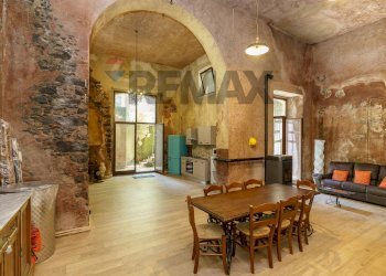 Sala da pranzo - Casa indipendente Via Scalilla
 
50, Mascalucia - foto 35