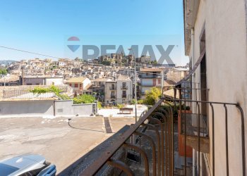 Balcone - Casa indipendente via piano fiera
 
7-11, Castiglione di Sicilia - foto 6