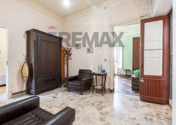 Soggiorno - Casa indipendente via piano fiera
 
7-11, Castiglione di Sicilia - foto 8