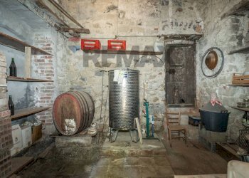 Cantina - Casa indipendente via piano fiera
 
7-11, Castiglione di Sicilia - foto 36