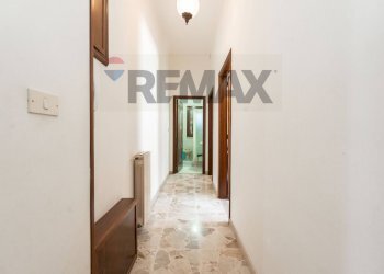 Hall / corridoio - Casa indipendente via piano fiera
 
7-11, Castiglione di Sicilia - foto 39