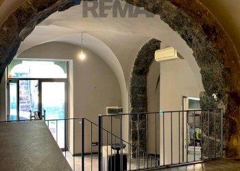 Ricezione / Lobby - Commercial Premises Via Romeo
 
74, Acireale - photo 7