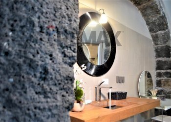 Bagno - Commercial Premises Via Romeo
 
74, Acireale - photo 13