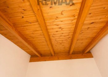 Dettagli - Casa indipendente CONTRADA TRE FONTANE
 
SNC, Militello Rosmarino - foto 13