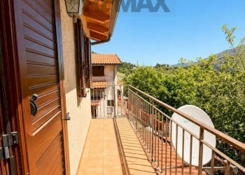 Balcone - Casa indipendente CONTRADA TRE FONTANE
 
SNC, Militello Rosmarino - foto 15
