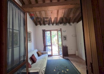 Soggiorno - Four-room apartment Via del Castelluccio
 
9, Monteverdi Marittimo - photo 21