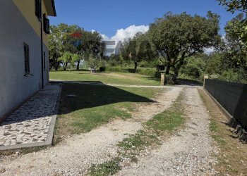 Giardino - Casa indipendente Via Castagnetana
 
23, Monteverdi Marittimo - foto 1