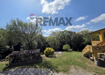 Giardino - Casa indipendente Via Castagnetana
 
23, Monteverdi Marittimo - foto 3