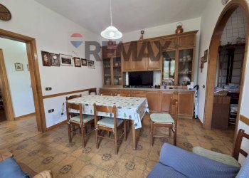 Sala da pranzo - Casa indipendente Via Castagnetana
 
23, Monteverdi Marittimo - foto 14