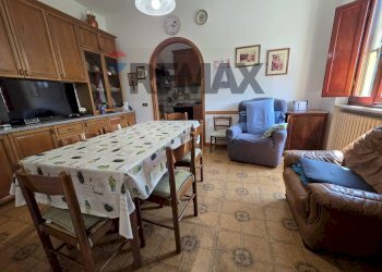 Sala da pranzo - Casa indipendente Via Castagnetana
 
23, Monteverdi Marittimo - foto 17