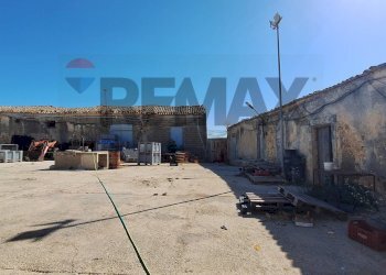 Edificio all\'aperto - Rustico Contrada Benuini
 
snc, Noto - foto 11