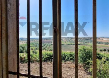 Vista delle montagne - Rustico Contrada Benuini
 
snc, Noto - foto 24