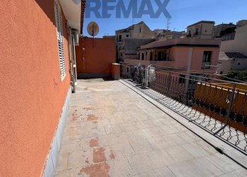 Terrazza - Casa semi indipendente via Aspromonte
 
14, Melilli - foto 20