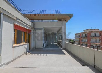 Terrazza - Appartamento via di villa Ortisi
 
26, Siracusa - foto 12
