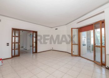 Stanza vuota - Appartamento via di villa Ortisi
 
26, Siracusa - foto 16