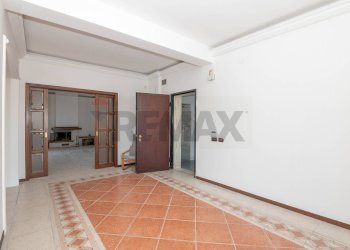 Stanza vuota - Appartamento via di villa Ortisi
 
26, Siracusa - foto 22