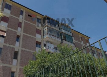 Edificio all\'aperto - Apartment Viale Beneduce
 
2, Caserta - photo 3