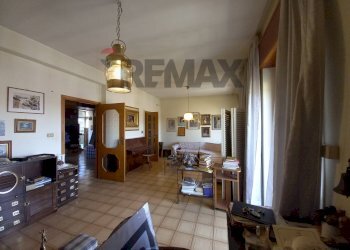 Sala da pranzo - Apartment Viale Beneduce
 
2, Caserta - photo 19