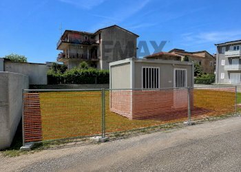 Casa all\'aperto - Terreno edificabile via E. FERMI
SNC, Vairano Patenora - foto 14