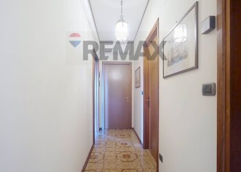Hall / corridoio - Apartment Via Luigi Einaudi
 
23, Conegliano - photo 15