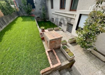 Giardino - Casa indipendente via Partigiani
 
1, Endine Gaiano - foto 3