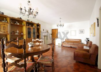 Sala da pranzo - Trilocale via Colle gallo
 
14, Albino - foto 4