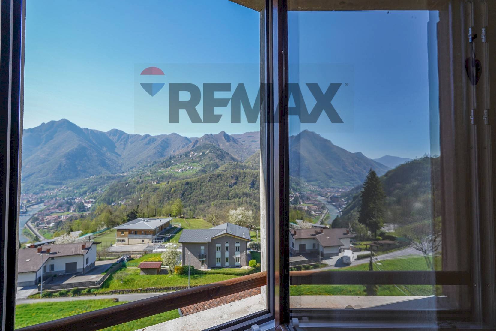 Vista delle montagne - Villa ANTEA
 
14, San Pellegrino Terme - foto 1