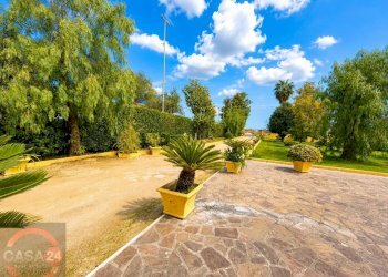 Foto 2 - Villa Via Pontina, Km 80, Latina - photo 2