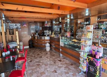 Dispensa di stoccaggio - Bar Tavola Calda - Fredda Via Eridania
 
251, Occhiobello - foto 3