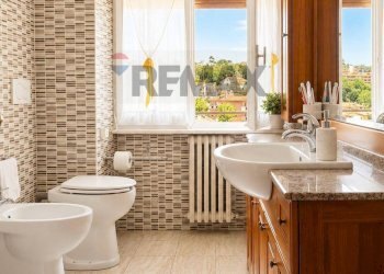 Bagno - Apartment Alcide de Gasperi
 
25, Agugliano - photo 8