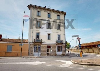 Edificio all\'aperto - Three-room apartment VIA FABIO FILZI
 
10, Pavia - photo 5