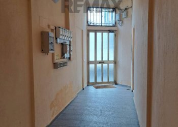Ricezione / Lobby - Three-room apartment VIA FABIO FILZI
 
10, Pavia - photo 6