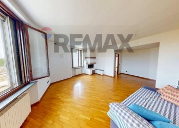 Soggiorno - Three-room apartment VIA FABIO FILZI
 
10, Pavia - photo 13