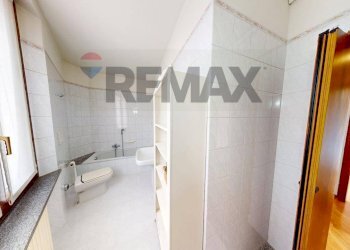 Bagno - Three-room apartment VIA FABIO FILZI
 
10, Pavia - photo 31