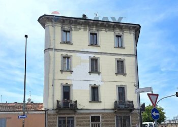Edificio all\'aperto - Three-room apartment VIA FABIO FILZI
 
10, Pavia - photo 4