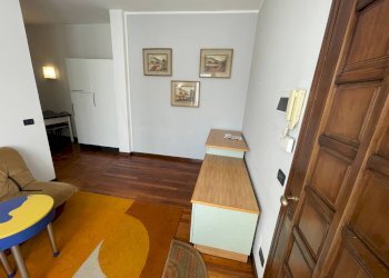 soggiorno - Two-room apartment Via Langhe
 
43, Mondovì - photo 3