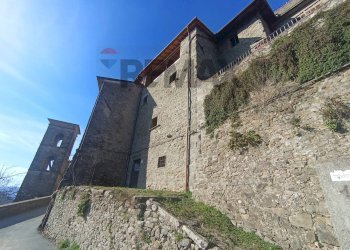 Edificio all\'aperto - Casa semi indipendente VIA DELLA ROCCA
 
5, Coreglia Antelminelli - foto 1