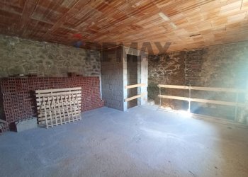 Non correlato - Casa semi indipendente VIA DELLA ROCCA
 
5, Coreglia Antelminelli - foto 10