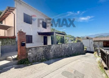 Casa all\'aperto - Independent house VIA DELLA CASETTA
 
30, Coreglia Antelminelli - photo 22