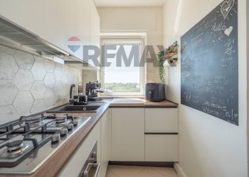 Cucina - Bilocale Via Capo Dell'argentiera
46, Roma - foto 5