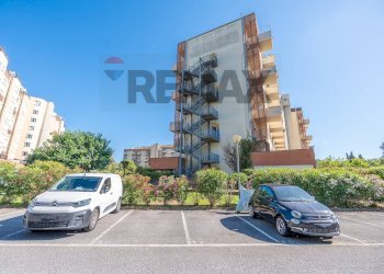 Edificio all\'aperto - Bilocale Via Capo Dell'argentiera
46, Roma - foto 37