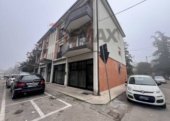 Edificio all\'aperto - Negozio via Luneo
14A, Spinea - foto 5