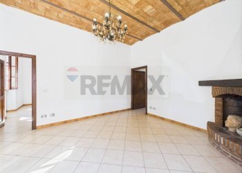 Stanza vuota - Two-room apartment Piazza Pietro Cammerinesi
 
6, Formello - photo 4