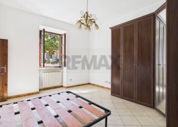 Camera / camera da letto - Two-room apartment Piazza Pietro Cammerinesi
 
6, Formello - photo 10