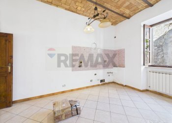 Stanza vuota - Two-room apartment Piazza Pietro Cammerinesi
 
6, Formello - photo 19