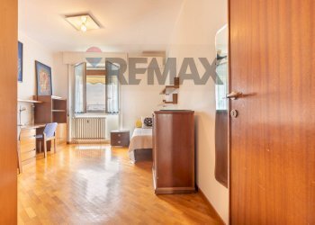 Hall / corridoio - Trilocale VIA SABOTINO
 
6, Brugherio - foto 22