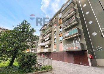 Edificio all\'aperto - Trilocale VIA SABOTINO
 
6, Brugherio - foto 34