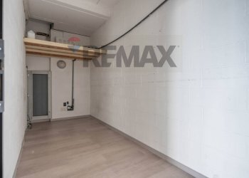 Stanza vuota - Ufficio Viale Bortolomeo Colleoni
 
25, Agrate Brianza - foto 23
